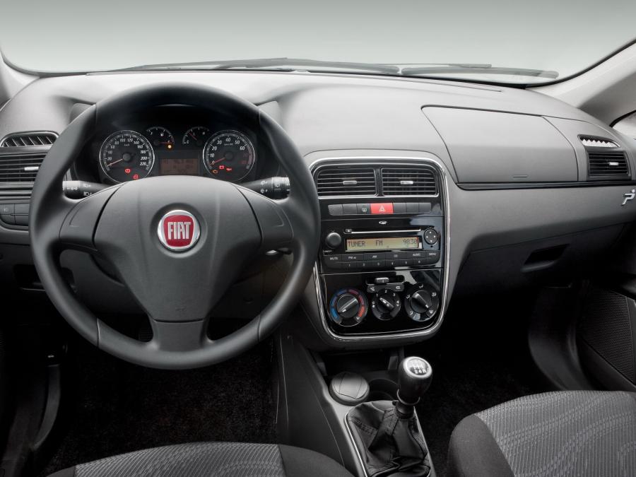  Fiat Punto 2007 года  (BR) (фото 13 из 16)